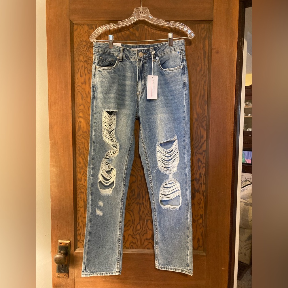 NWT Very distressed Jeans. Size 5 boyfriend jeans